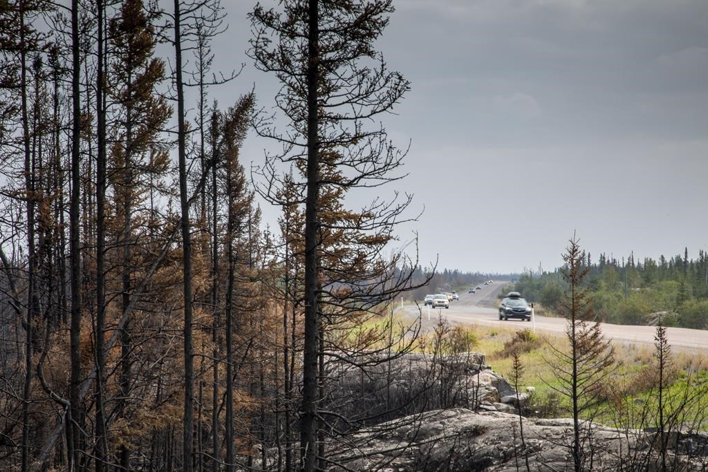 La pluie s'abat enfin sur Hay River, aux Territoires du Nord-Ouest