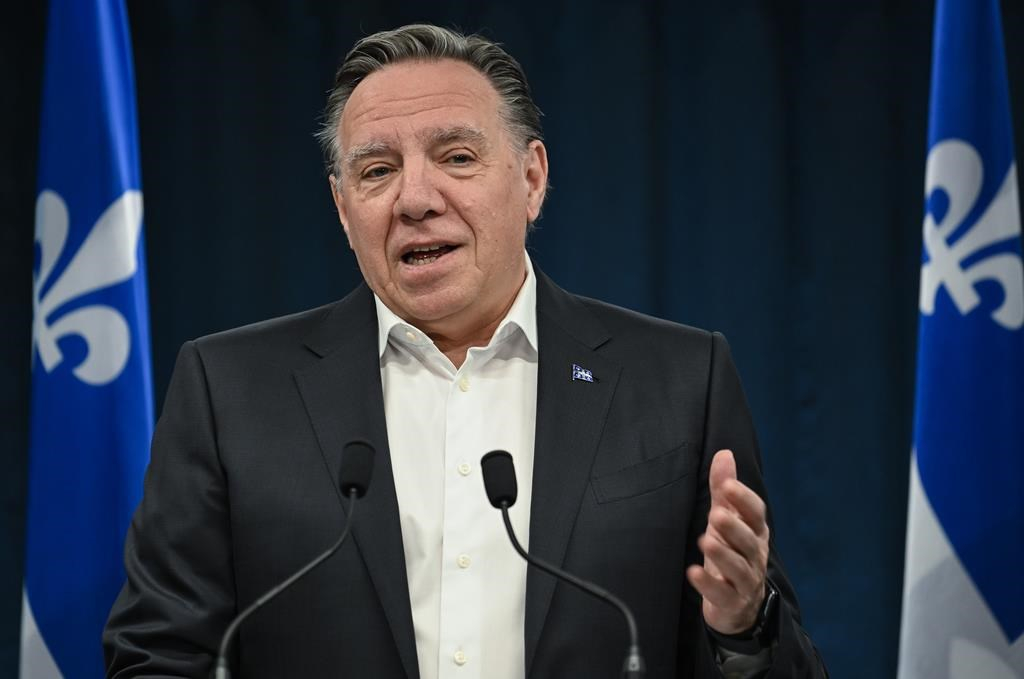 François Legault demande à la police de démanteler le campement à McGill