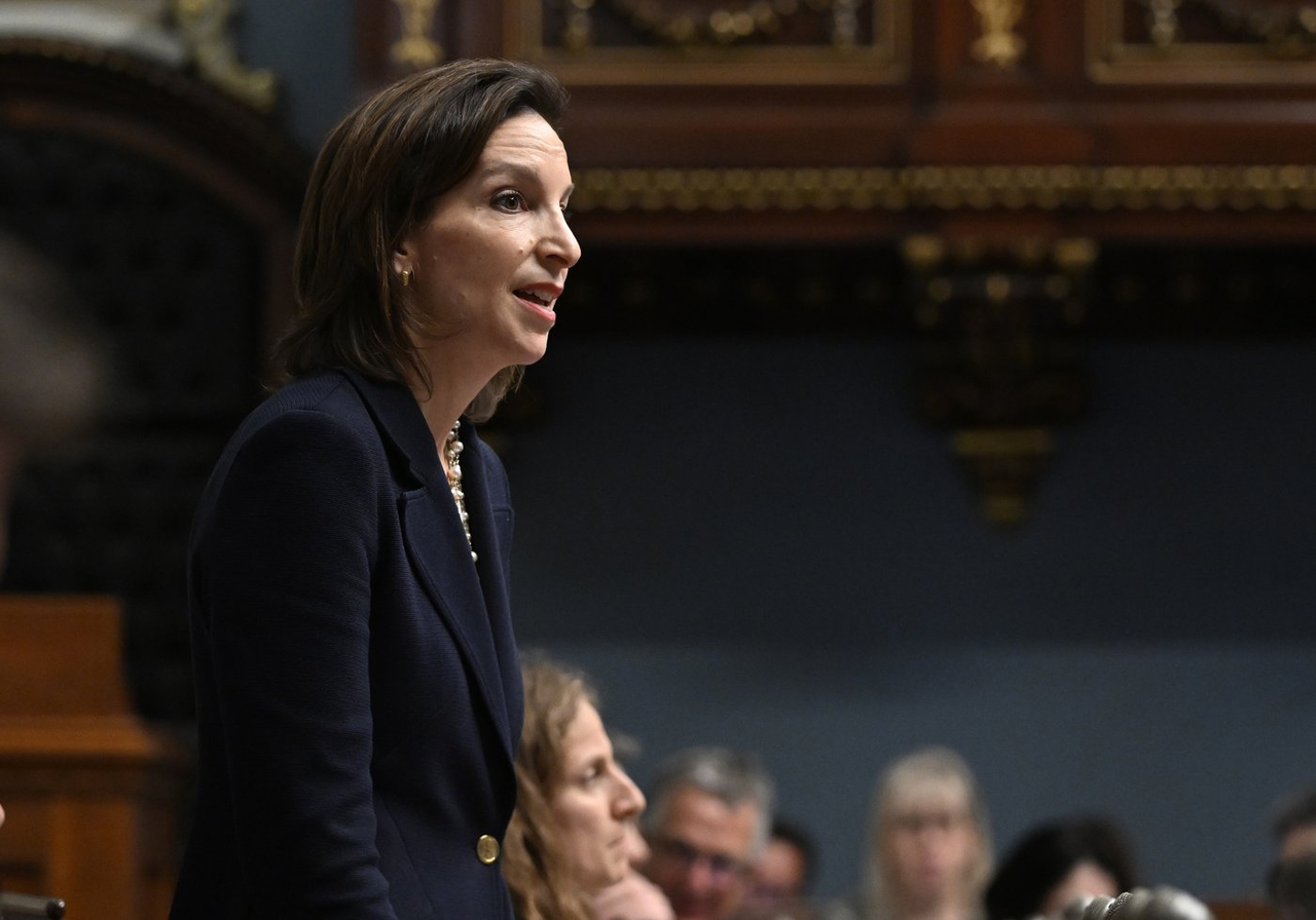 Les partis d'opposition dénoncent la prorogation de l'Assemblée nationale