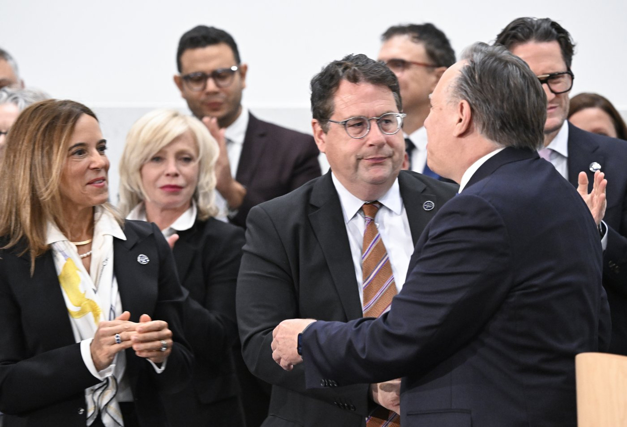 Drainville remet en question les cibles de réduction de GES du Québec