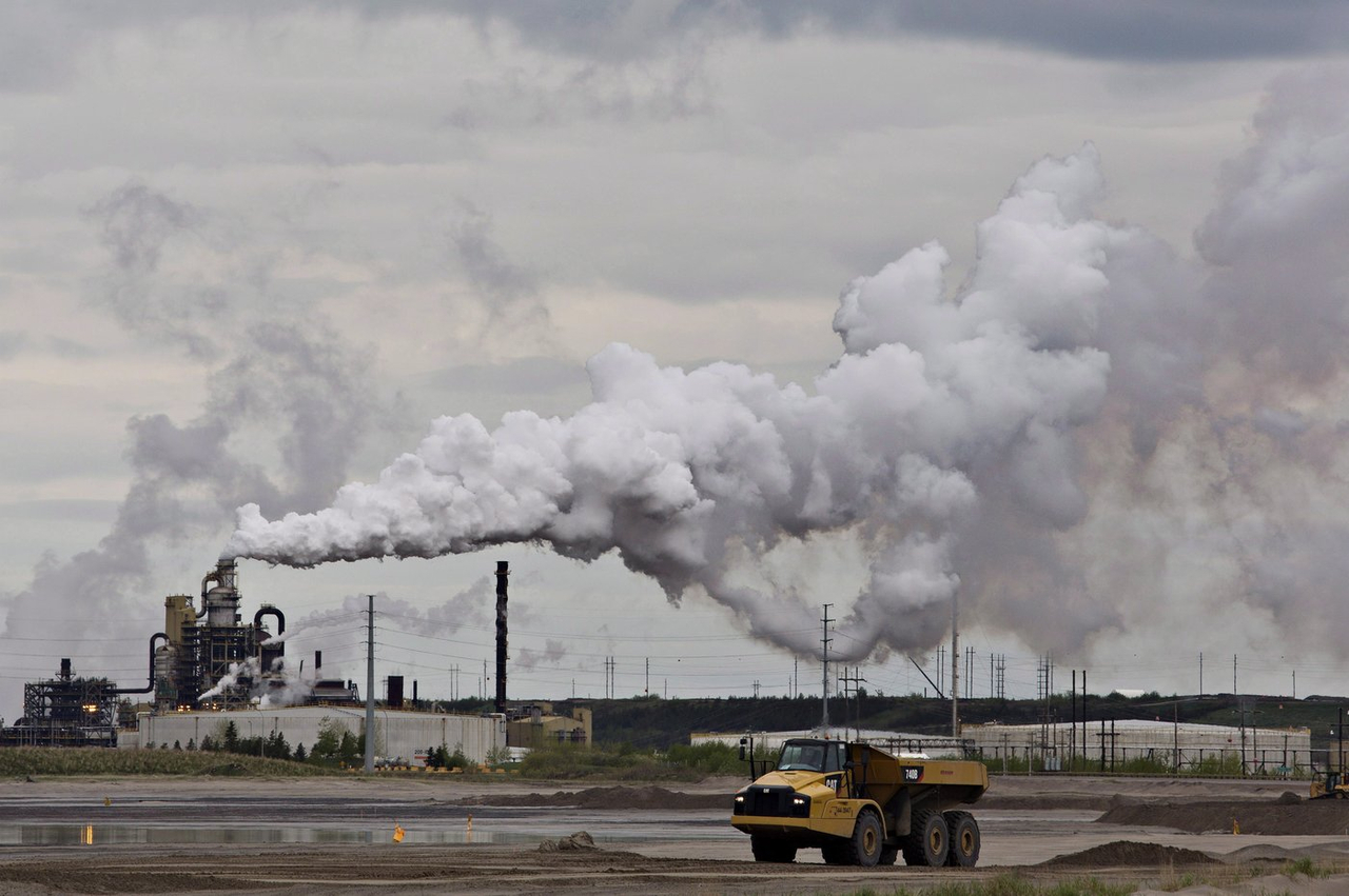 La réduction des GES au Canada est encore plombée par les sables bitumineux
