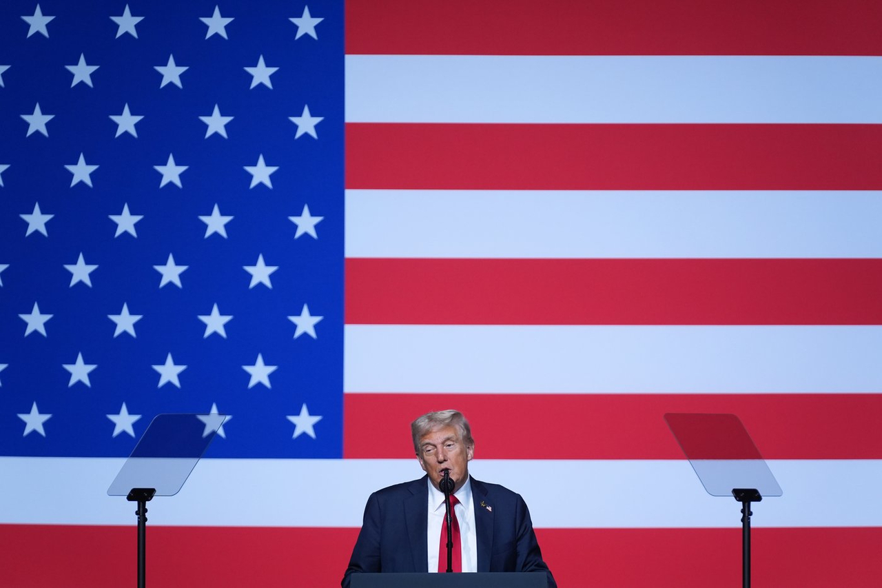 Trump renoue avec la rhétorique du «51e État» devant ses chefs militaires