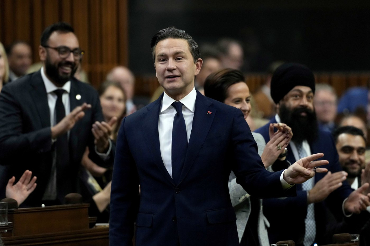 Une motion conservatrice obligerait la Chambre à voter sur l'accord avec l'Alberta