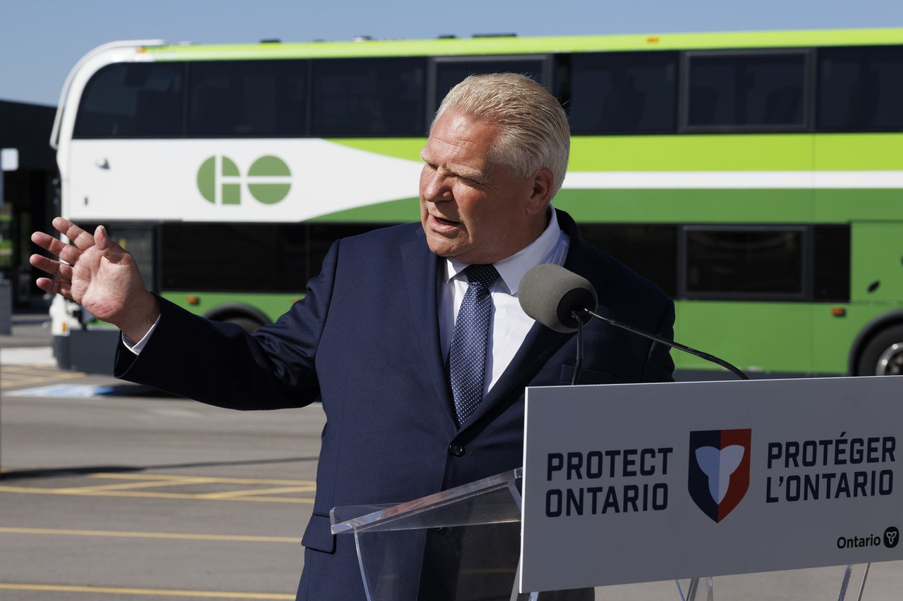 Retour au bureau à temps plein pour les fonctionnaires de l'Ontario
