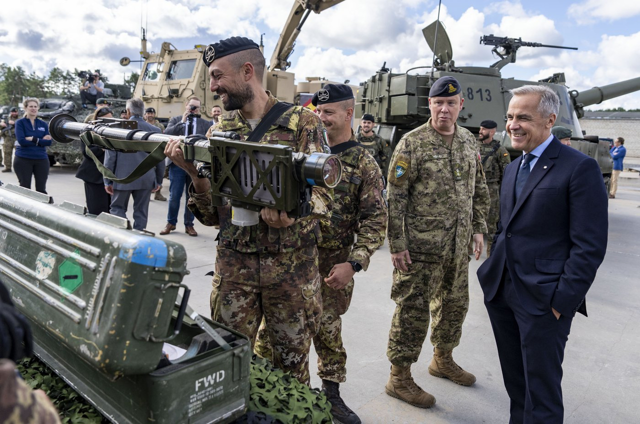 Le gouvernement fédéral veut créer 125 000 emplois dans l'industrie militaire