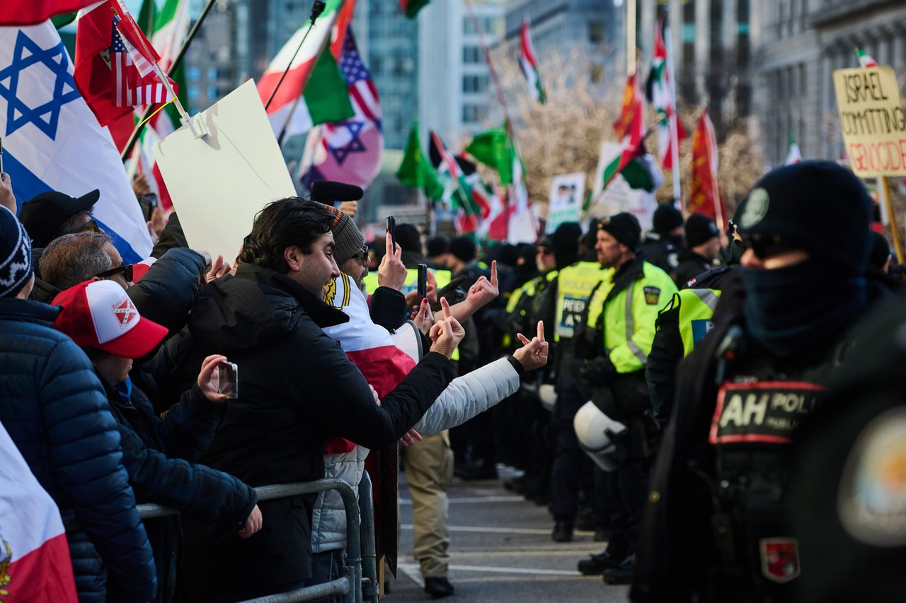 Deux contre-manifestants arrêtés à Toronto au rassemblement de la Journée d'Al-Quds