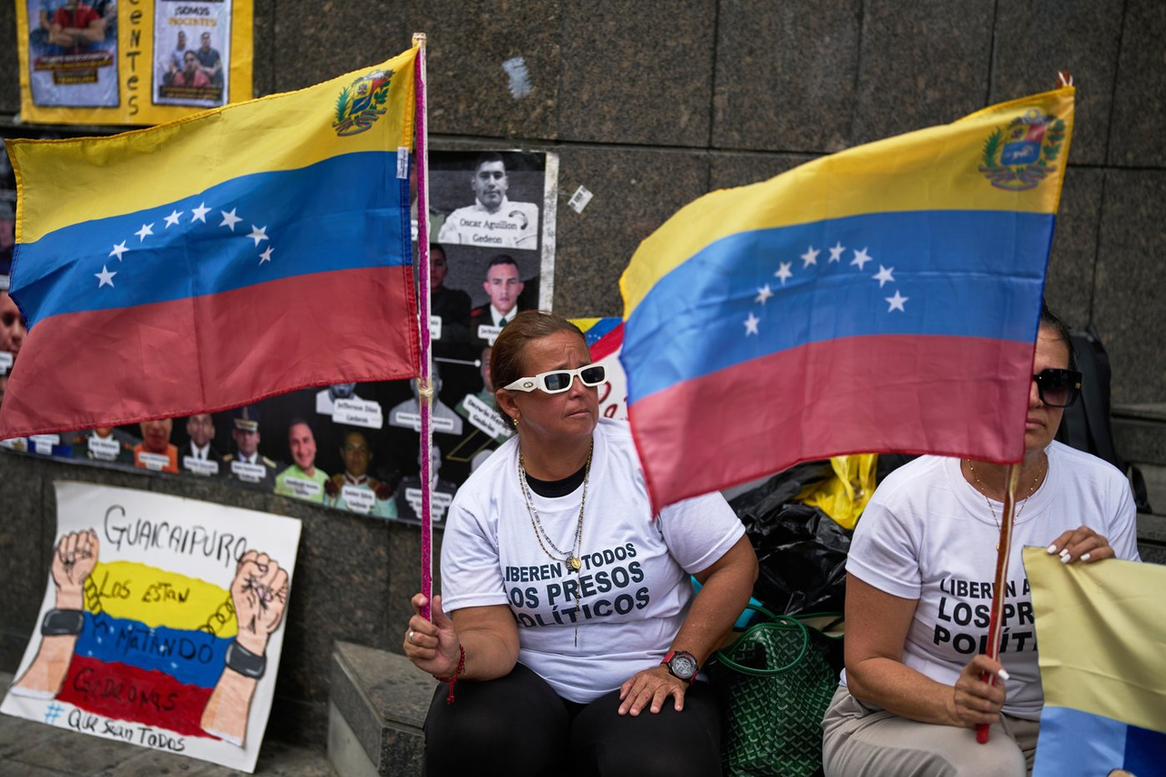Ottawa songe à rouvrir son ambassade au Venezuela, où elle emploie du personnel local