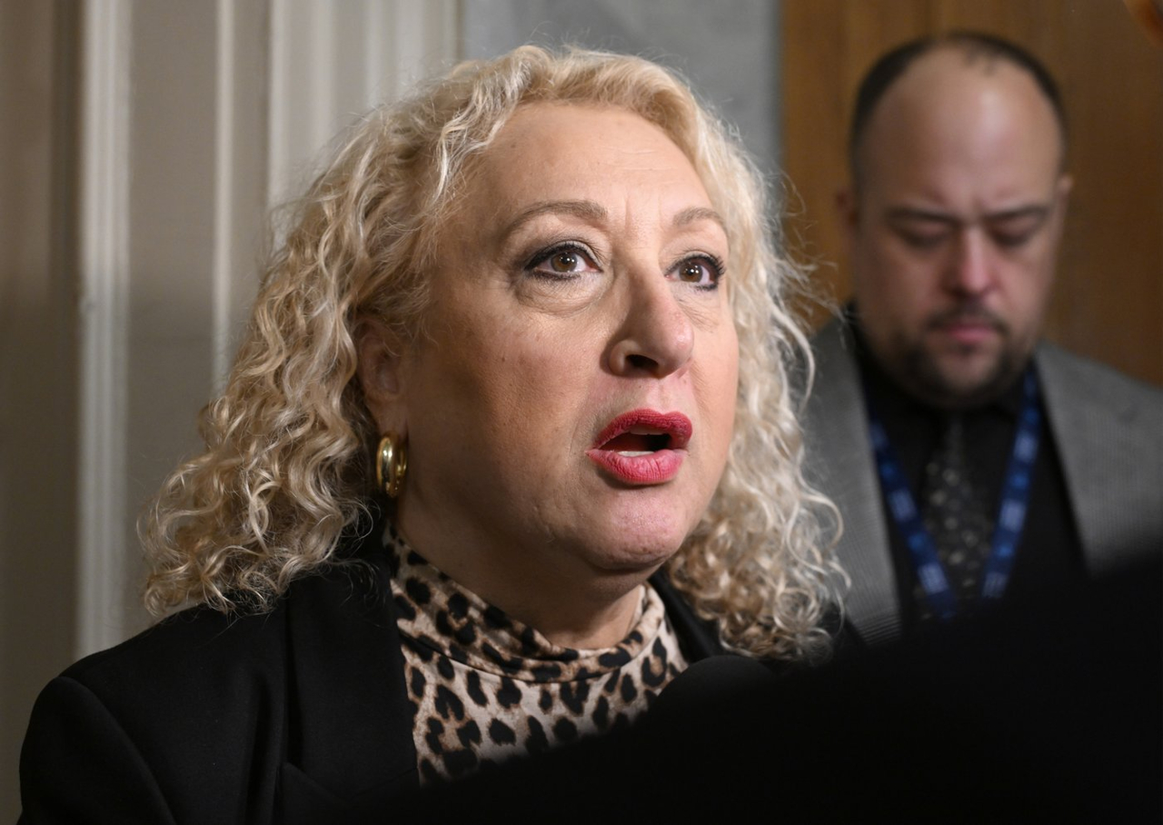 Une pénalité de 8000 $ est recommandée contre la députée Sona Lakhoyan Olivier