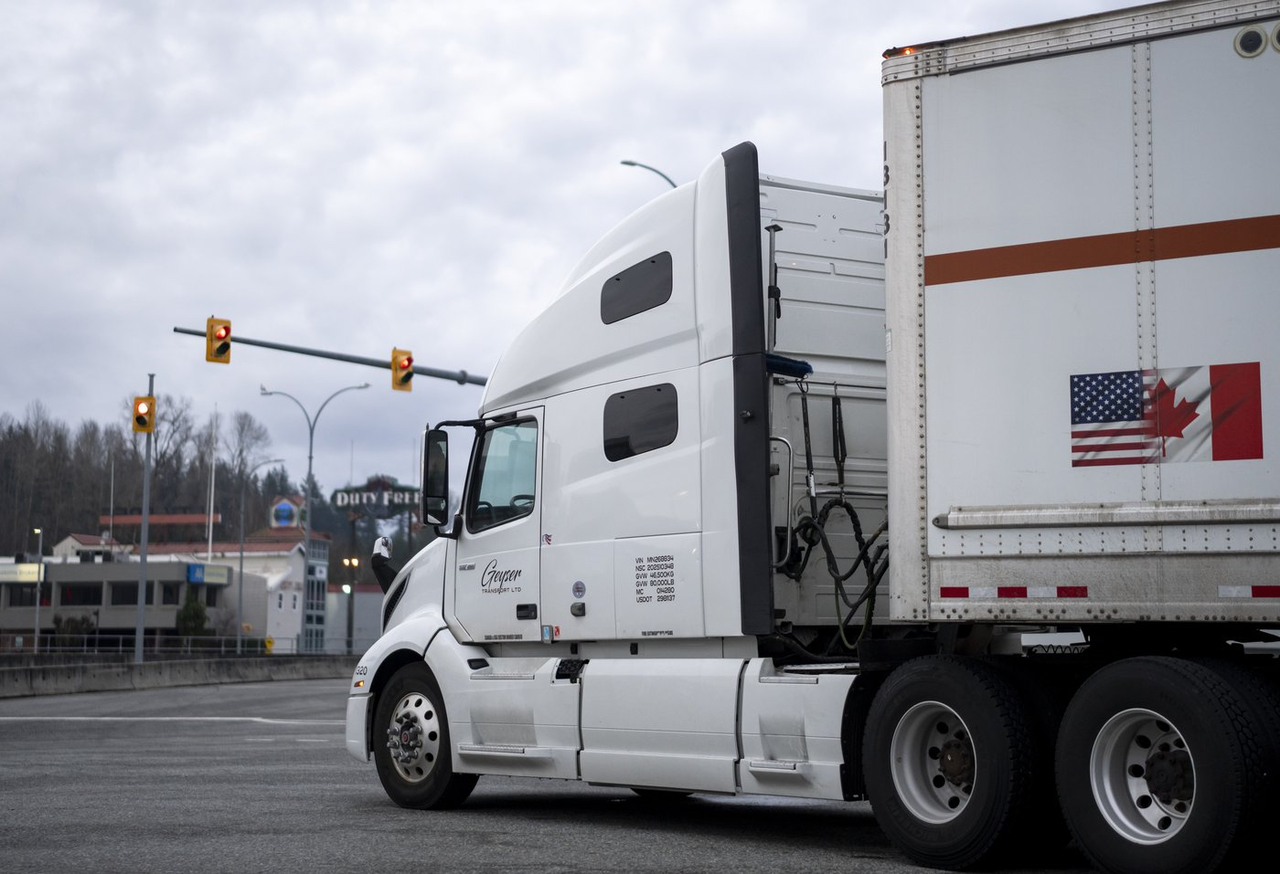 Les concessionnaires canadiens de camions incapables d'acheter de nouveaux modèles