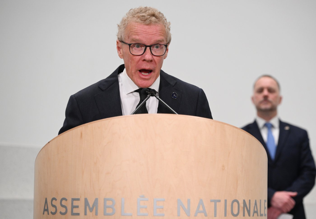 Entrée en vigueur du nouveau Code du bâtiment: le ministre Boulet reporte d'un an