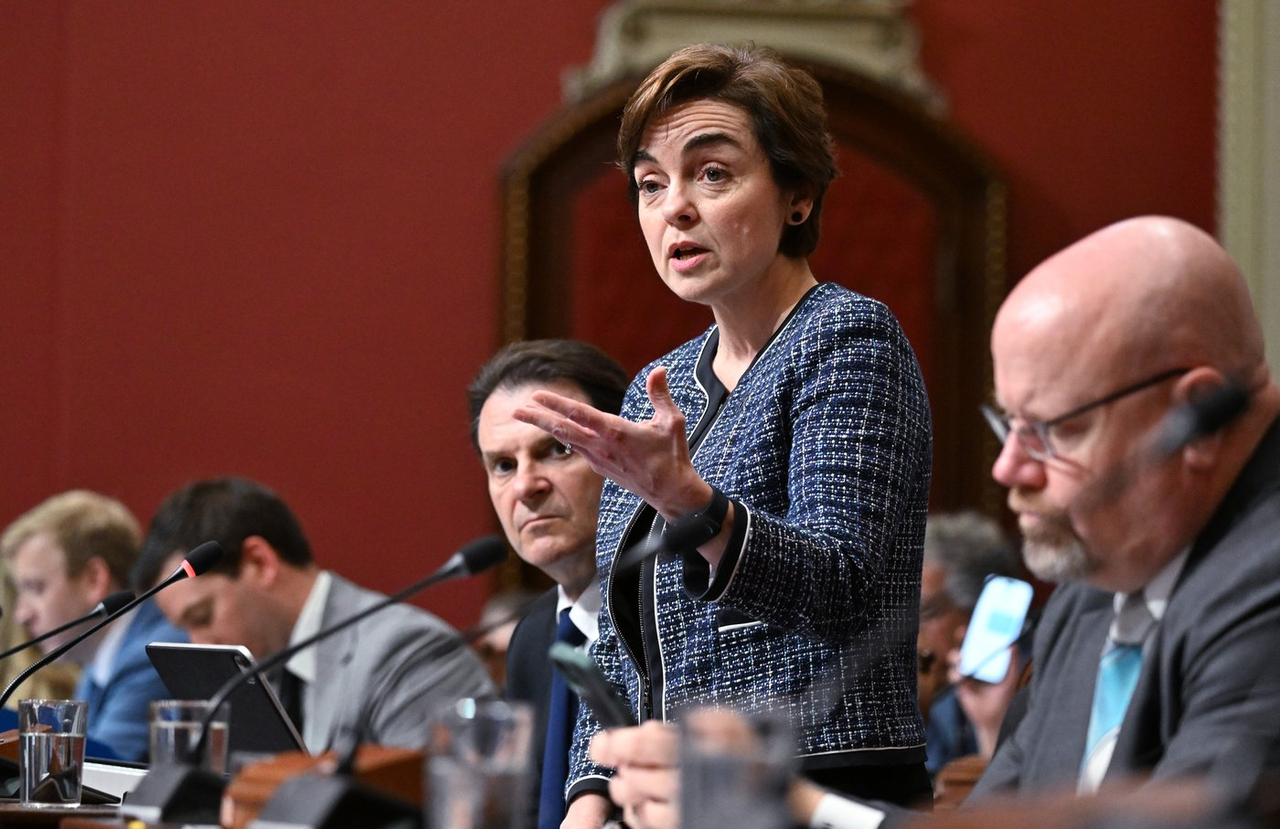 TGV: Fréchette accuse le PQ de tourner le dos à la Capitale-Nationale