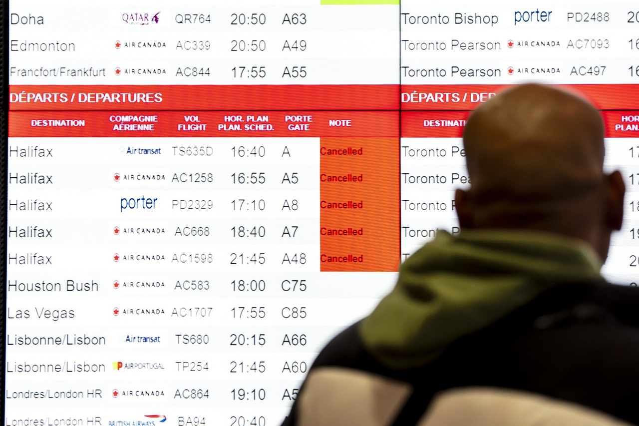 Droits des passagers aériens: la réforme controversée sera votée mercredi