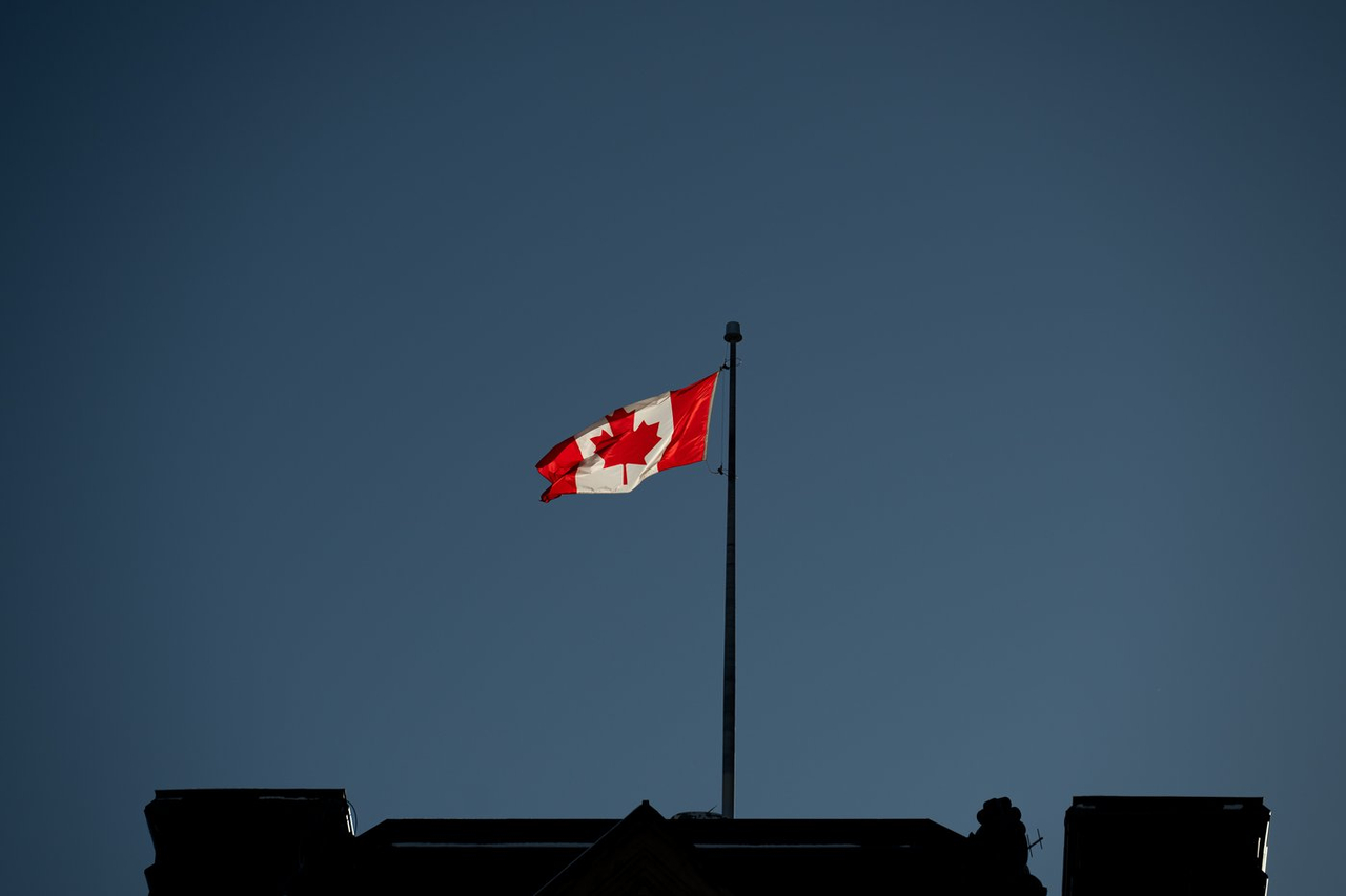 Alerte: Ottawa suspend le parrainage pour l'immigration des parents et grands-parents
