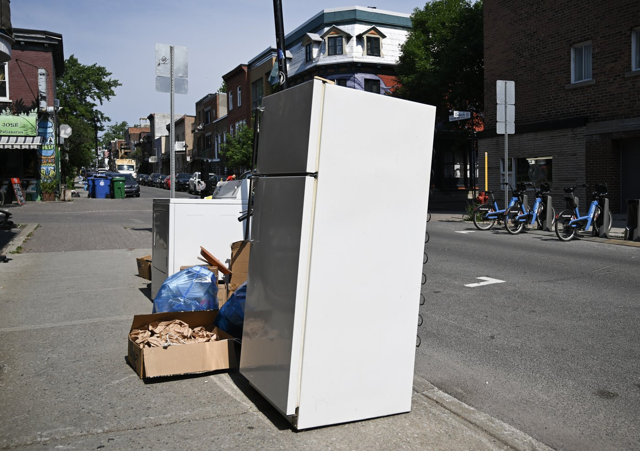 Déménagements: au moins une semaine avant le ramassage de tous les déchets