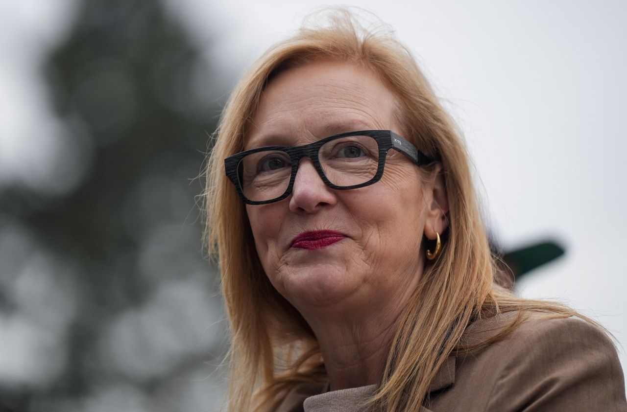 Le déficit britanno-colombien ramené à 7,7 milliards $, dit la ministre des Finances