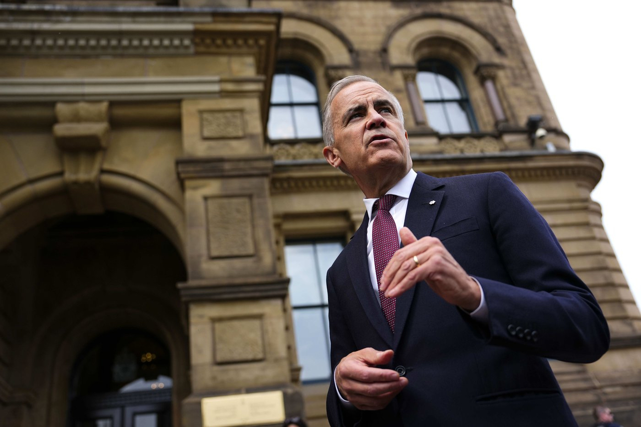 Une querelle orthographique provoque une avalanche de courriels à Mark Carney