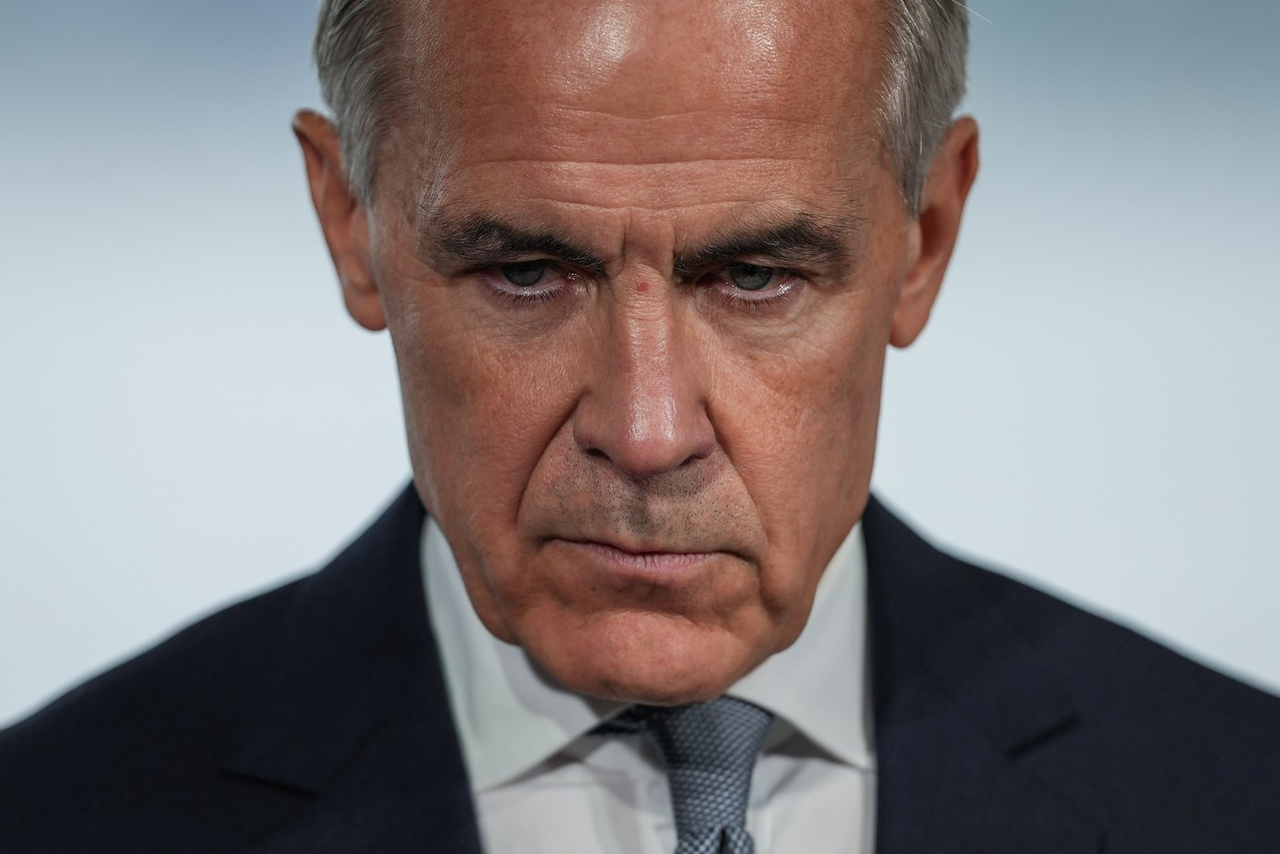 Le Parlement va se pencher sur la sécurité de l'IA, dit Carney