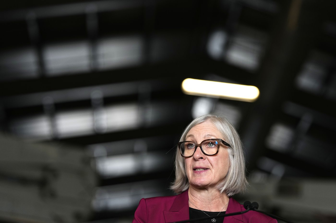 Ottawa alloue 880 millions $ pour former la main d'oeuvre spécialisée de demain