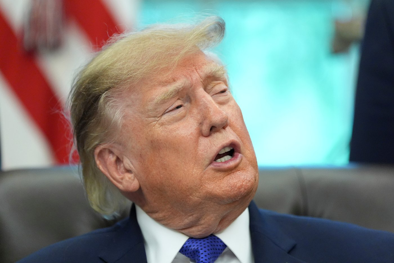 Alerte: les interdictions d'importation canadienne de Trump entrent en vigueur