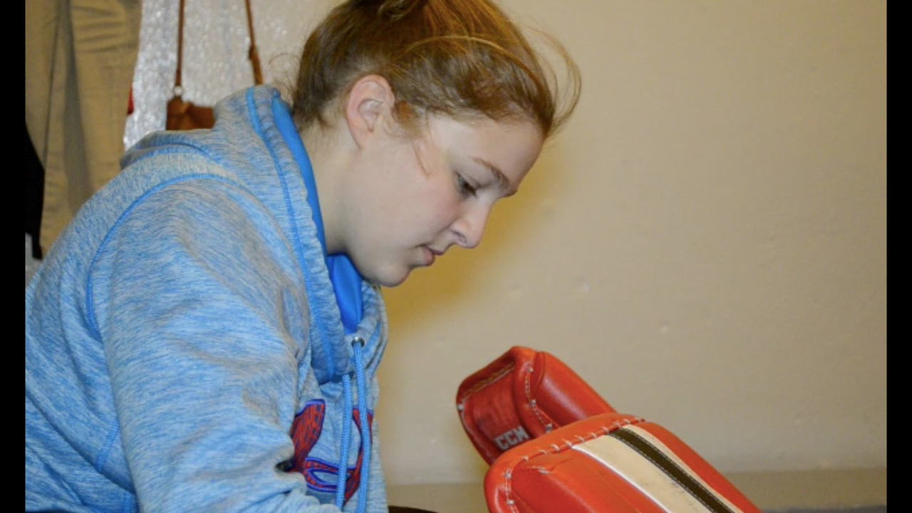 Marie-Ève Côté brise les barrières du hockey junior AA
