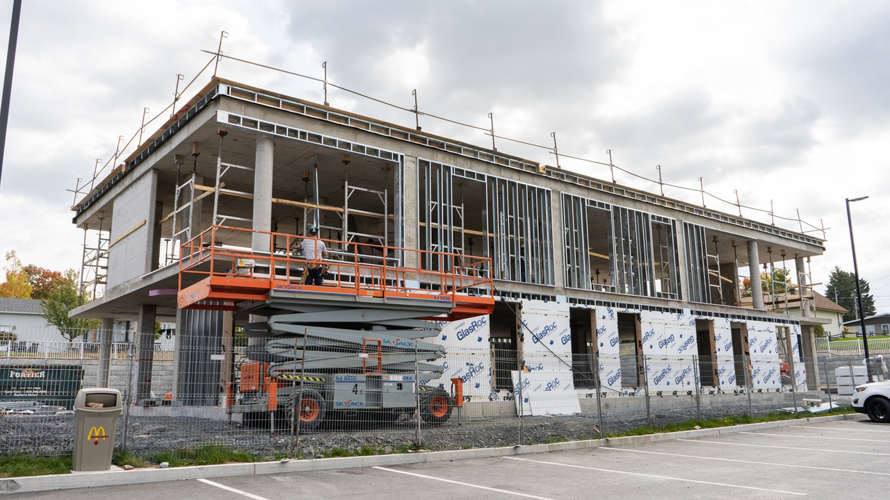 De nouveaux locaux commerciaux en construction dans l'ouest à Saint-Georges