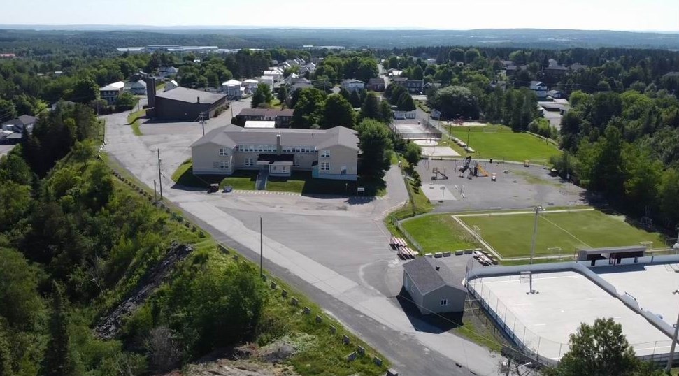 Normand DeLessard présente une vue aérienne de Saint-Benoît-Labre