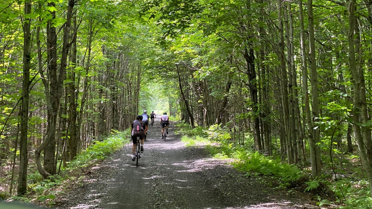 Une toute nouvelle course pour les cyclistes: La Voie Gravelée