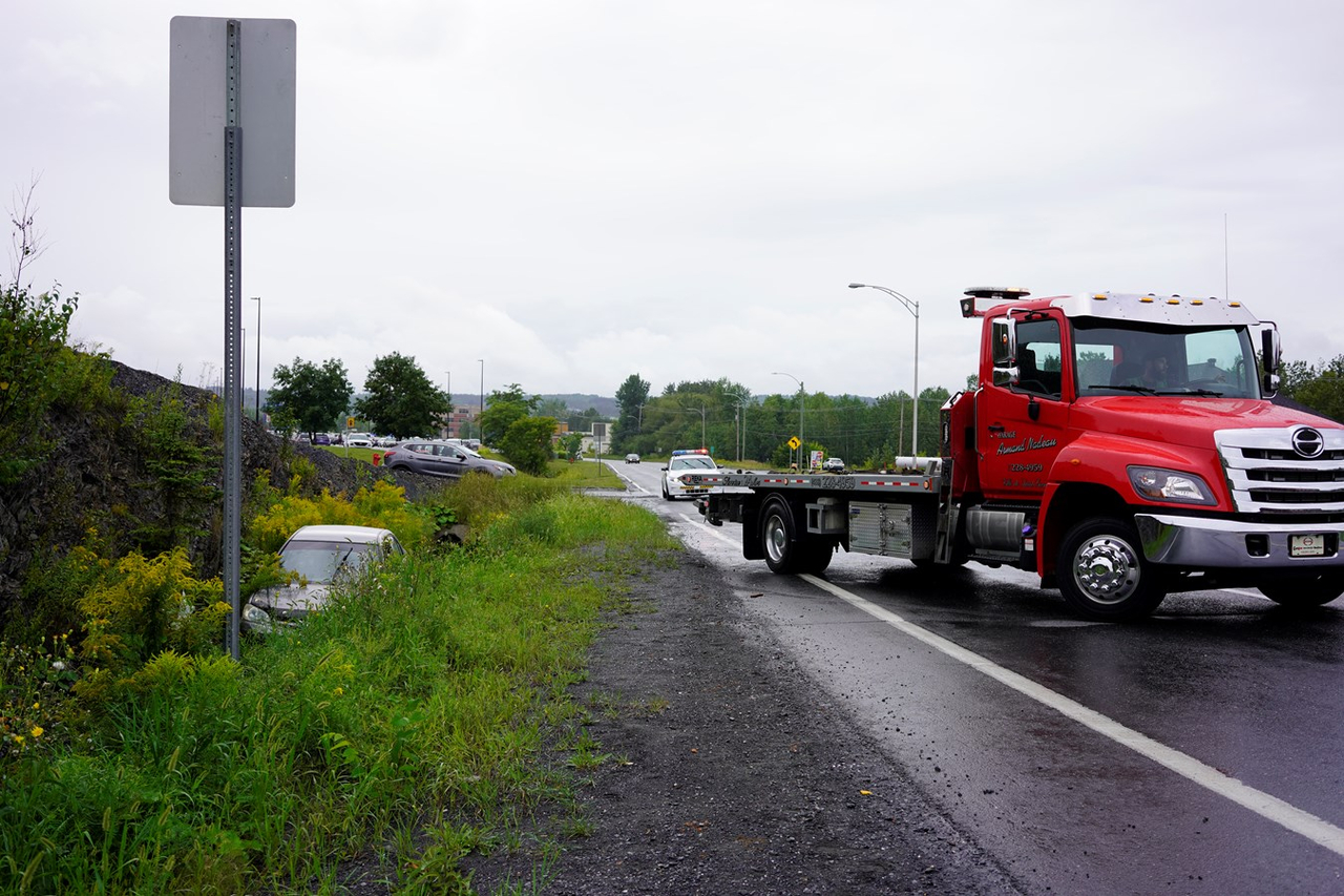 Collision près de Walmart à Saint-Georges