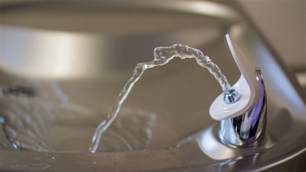 Plomb dans l'eau des écoles : de possibles résultats négatifs