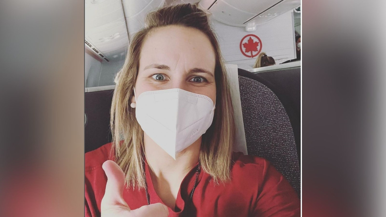 Marie-Philip Poulin est arrivée au Village olympique à Pékin