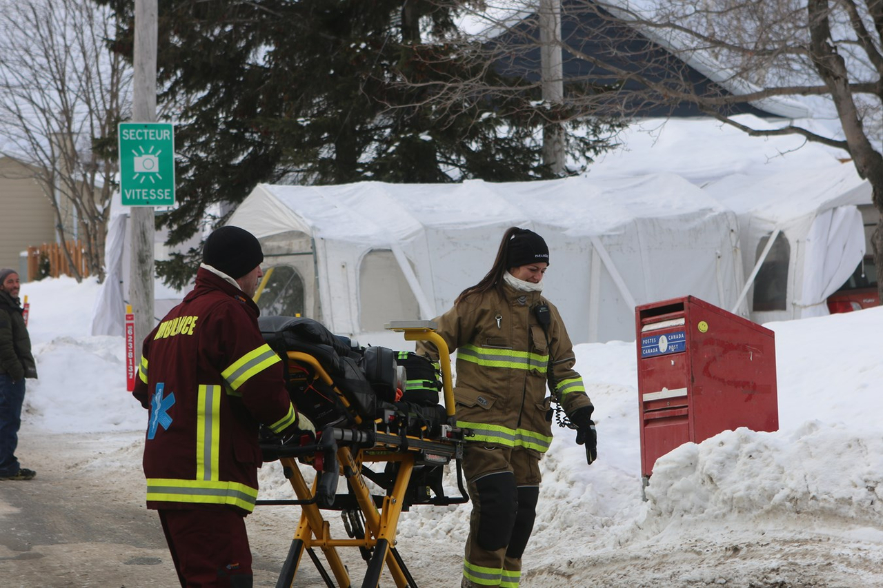 Les techniciens ambulanciers dans le feu de l'action