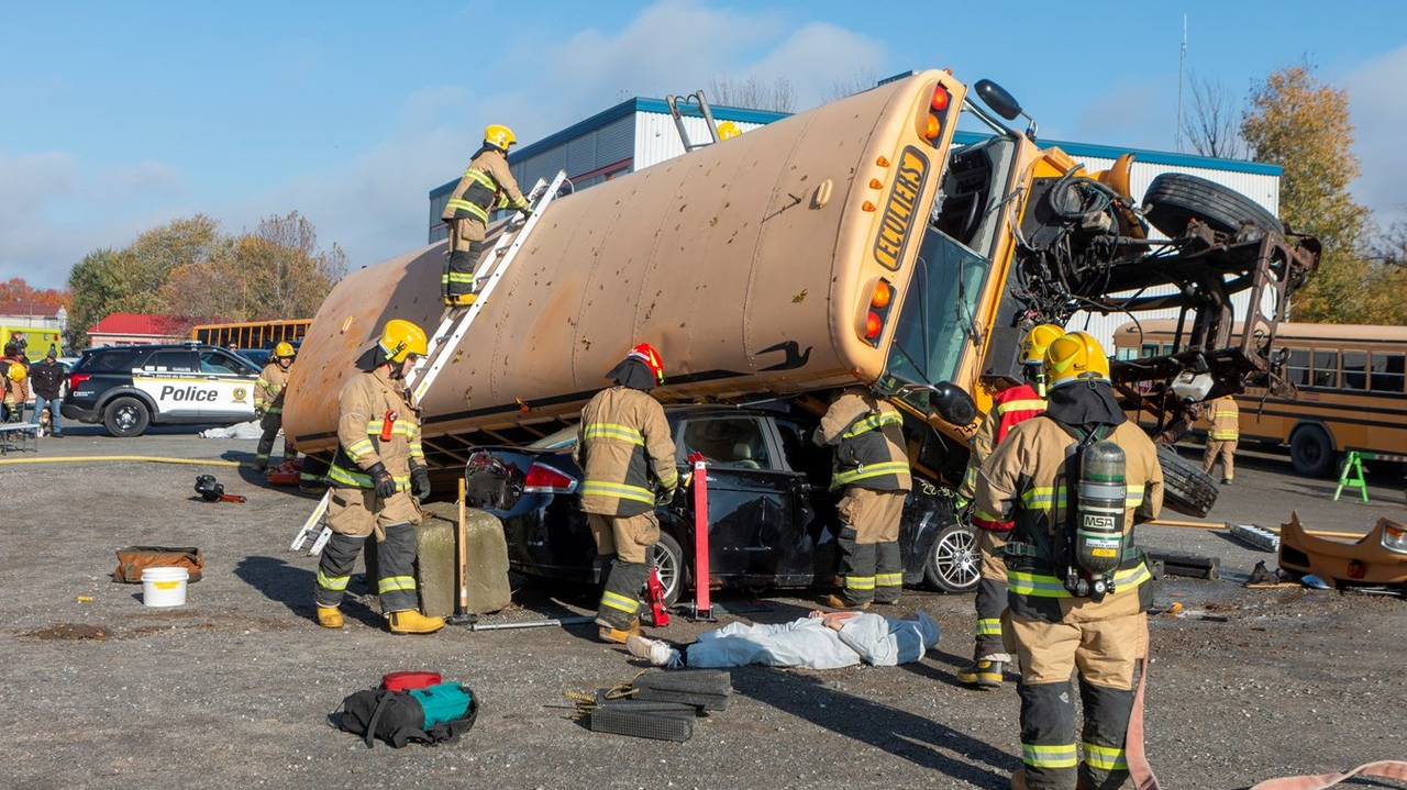 Vingt-et-un enfants « sauvés » lors d'un exercice des pompiers de Sainte-Marie-de-Beauce
