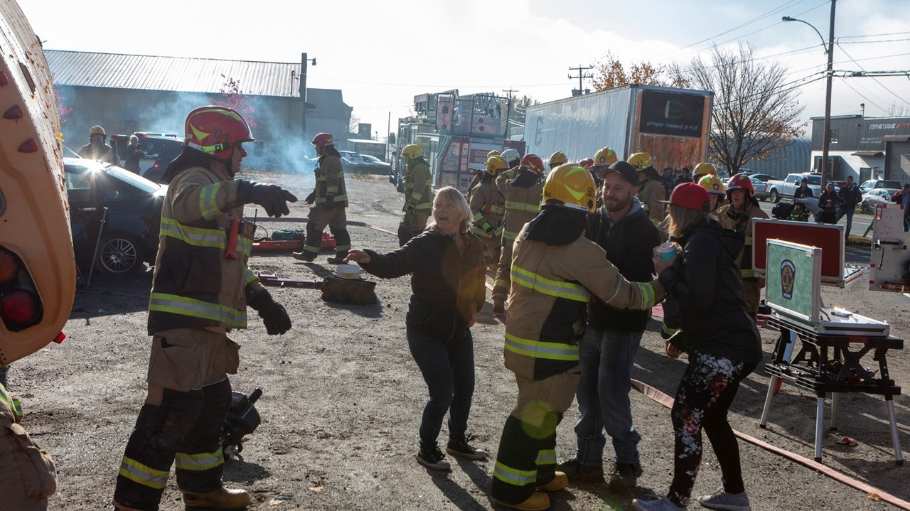 Vingt-et-un enfants « sauvés » lors d'un exercice des pompiers de Sainte-Marie-de-Beauce