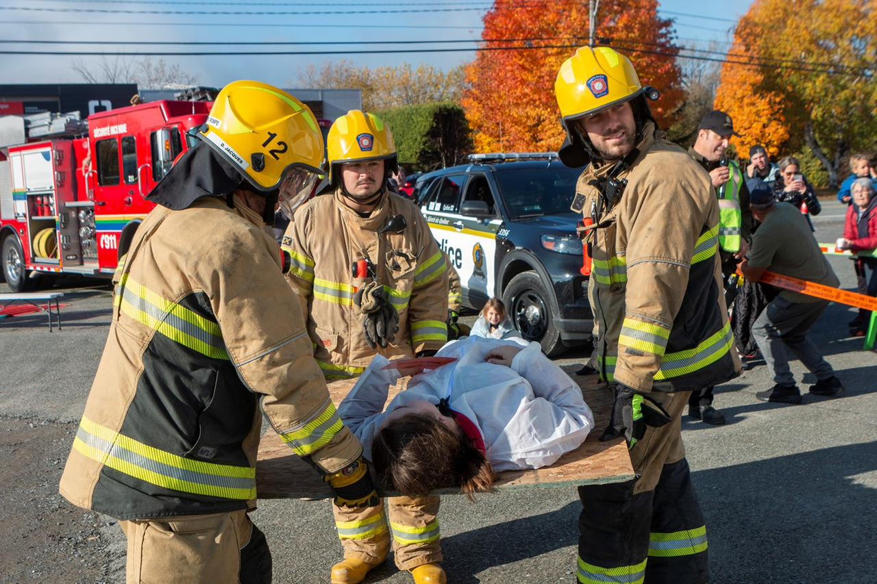 Vingt-et-un enfants « sauvés » lors d'un exercice des pompiers de Sainte-Marie-de-Beauce