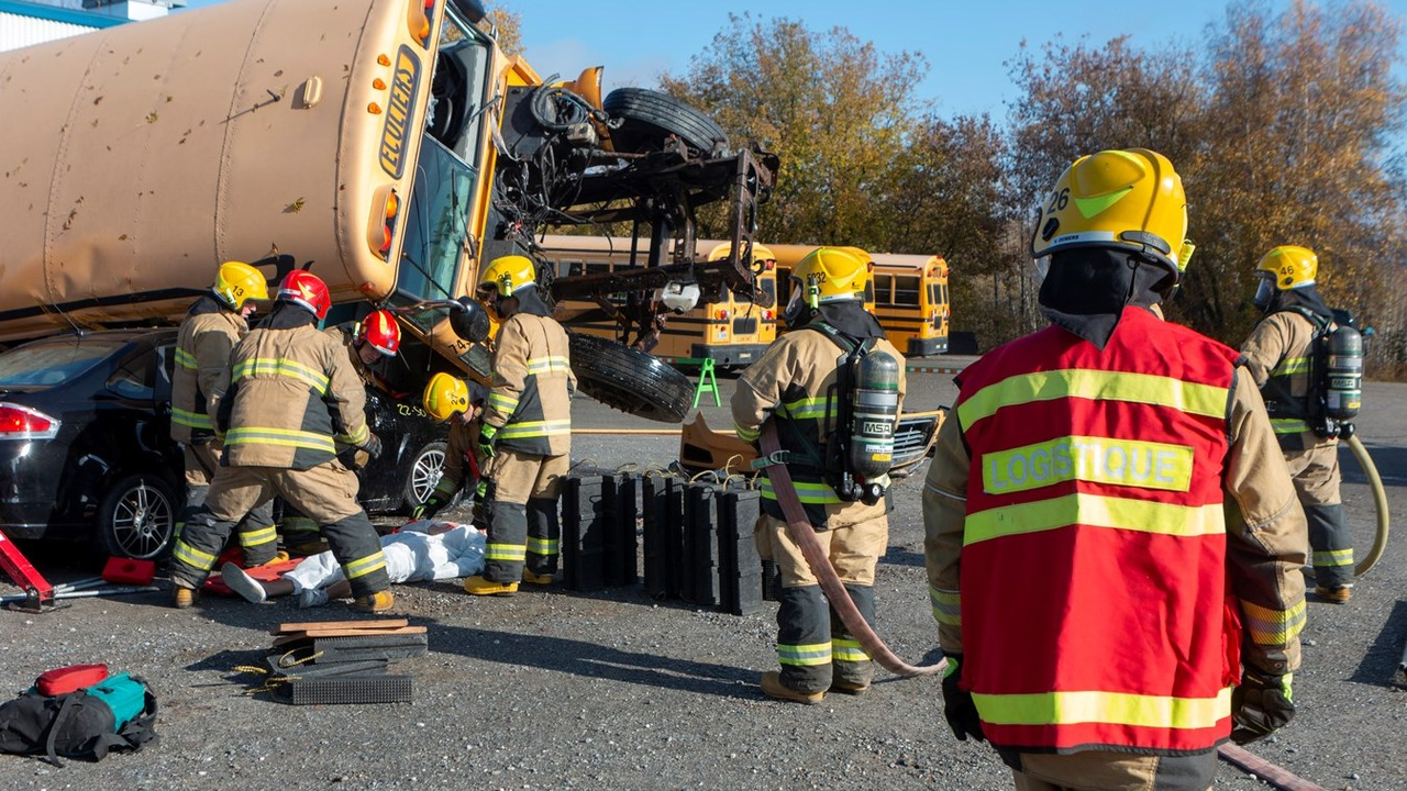 Vingt-et-un enfants « sauvés » lors d'un exercice des pompiers de Sainte-Marie-de-Beauce