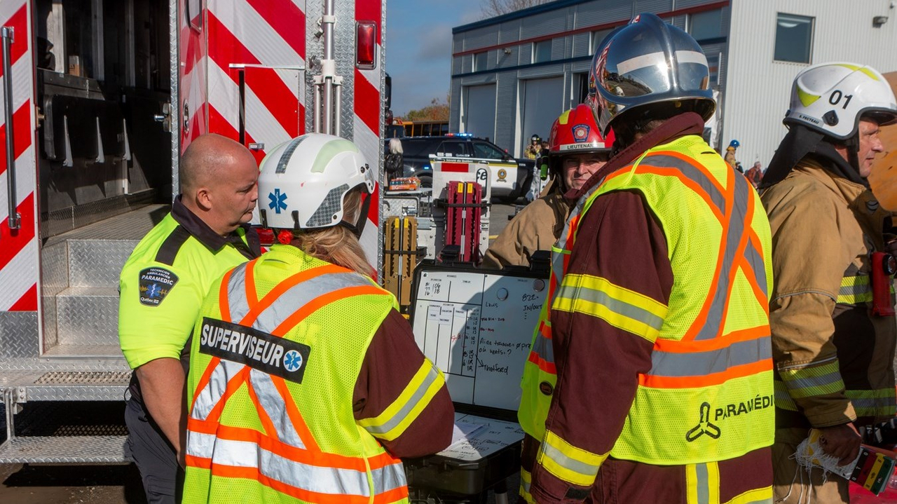 Vingt-et-un enfants « sauvés » lors d'un exercice des pompiers de Sainte-Marie-de-Beauce