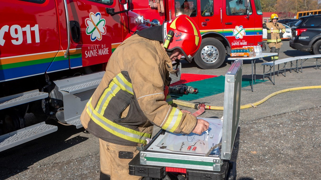 Vingt-et-un enfants « sauvés » lors d'un exercice des pompiers de Sainte-Marie-de-Beauce