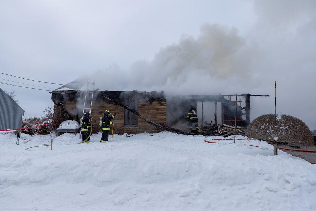Une résidence détruite par un incendie à Sainte-Marguerite