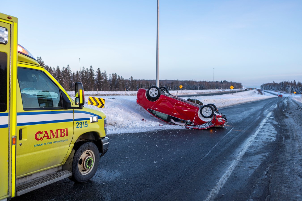 Sortie de route sur l'Autoroute 73 Sud