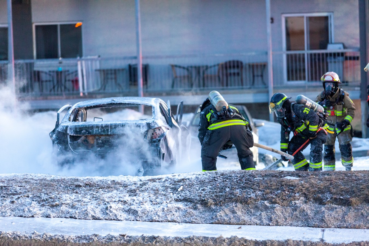 Explosion et incendie de véhicule sur le boulevard Lacroix