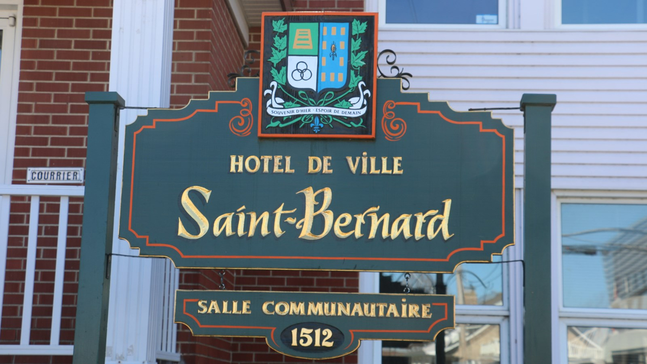 Le maire de Saint-Bernard impliqué dans un rapport de la Commission municipale du Québec