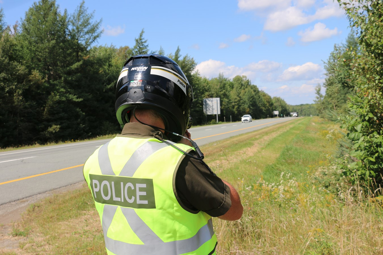 Un conducteur intercepté à 222 km/h sur l'Autoroute 73!