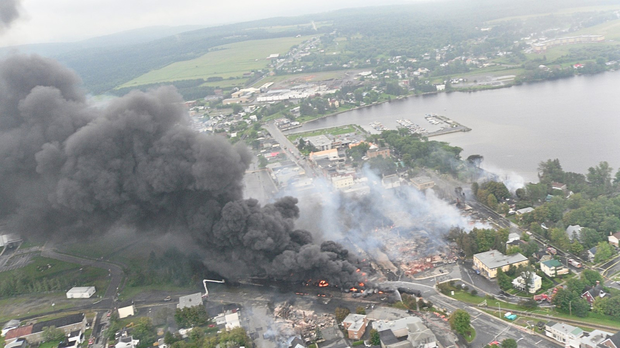 Lac-Mégantic: la tragédie racontée par le pilote Gilles Lessard