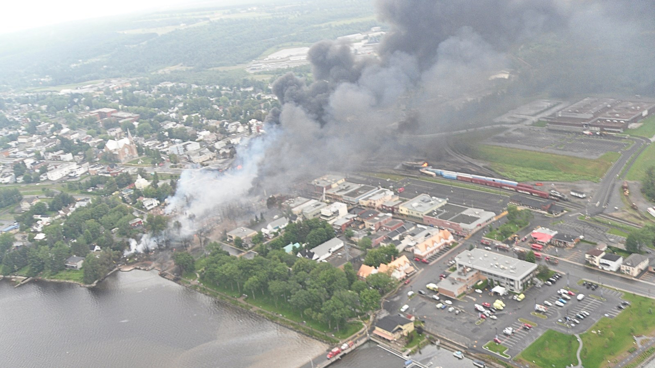 Lac-Mégantic: la tragédie racontée par le pilote Gilles Lessard