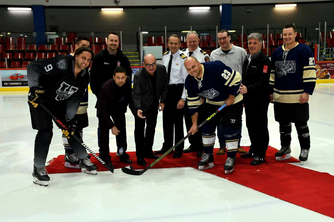 Retour en images sur le tournoi de hockey de La Fondation des pompiers