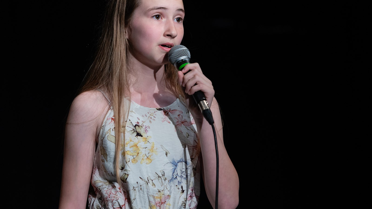 Florence Tremblay, élève de 6e année à l’école Sainte-Martine a remporté la première place du concours Primaire en spectacle du CSSVT. Catégorie chant