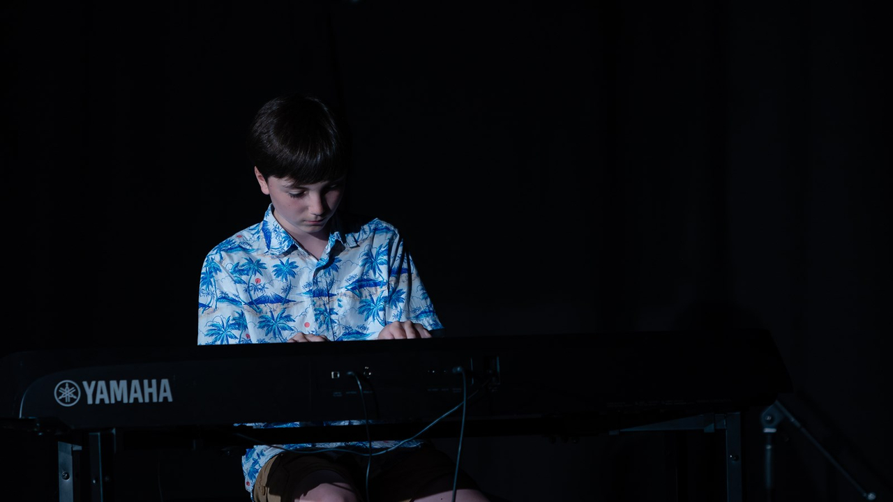 En 2e place, Éoli Beaudin, élève de 6e année à l’école de la Source. Catégorie musique (piano)