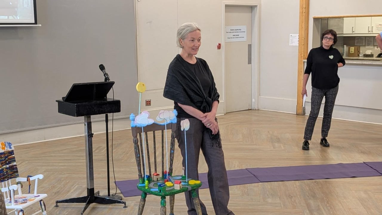 Hudson accepte sa deuxième chaise des générations