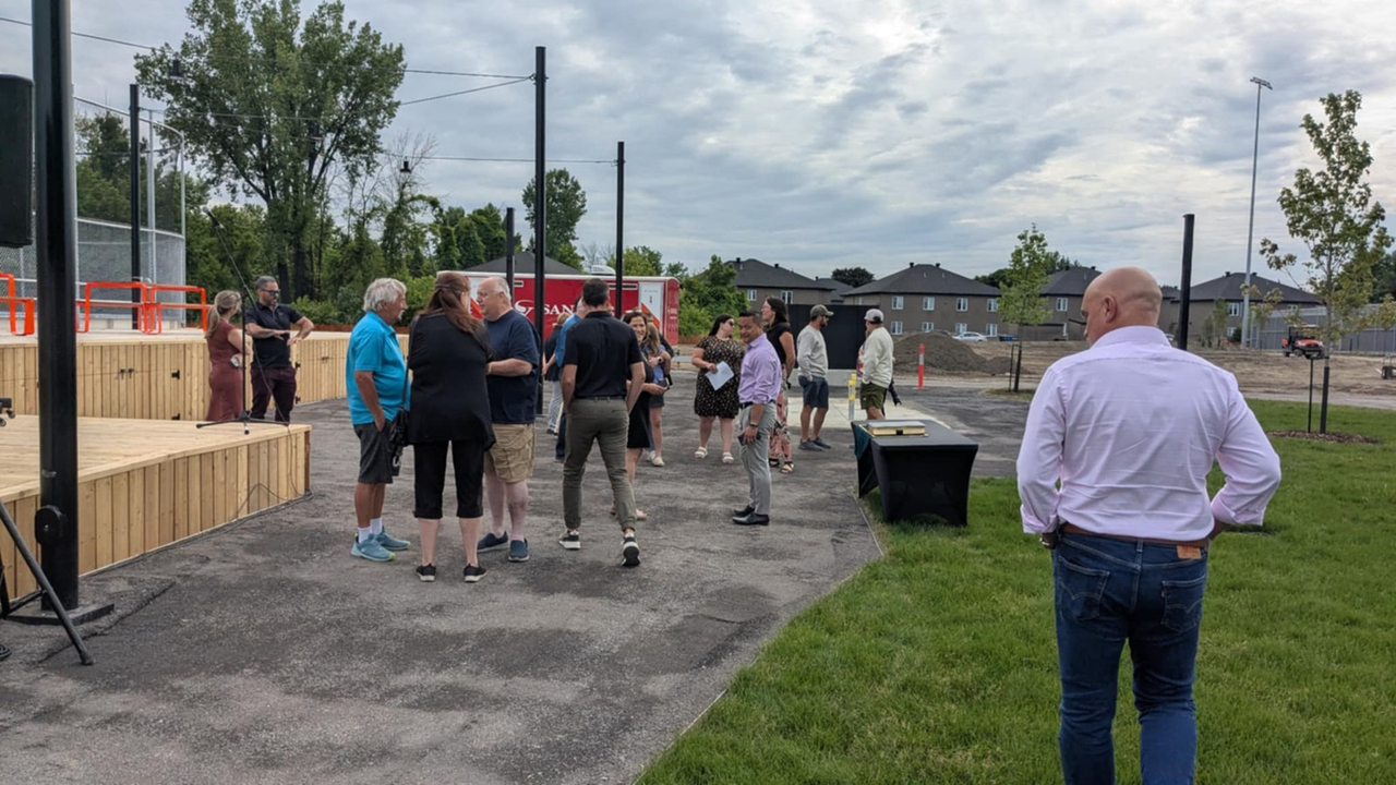 Salaberry-de-Valleyfield dévoile son nouveau parc multisports à 30M $