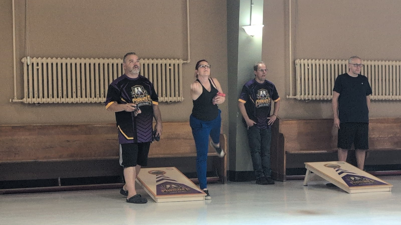 EN VIDÉO | L'engouement pour le cornhole atteint Vaudreuil-Soulanges